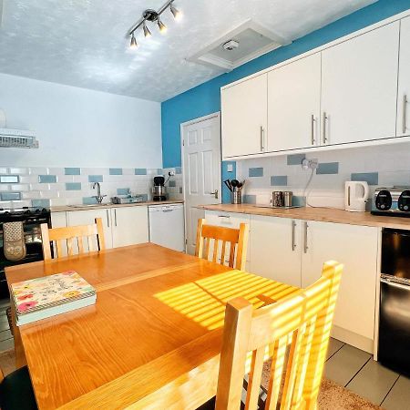 Beautiful Self Catering In Rural Pembrokeshire Apartamento Llanfyrnach Exterior foto